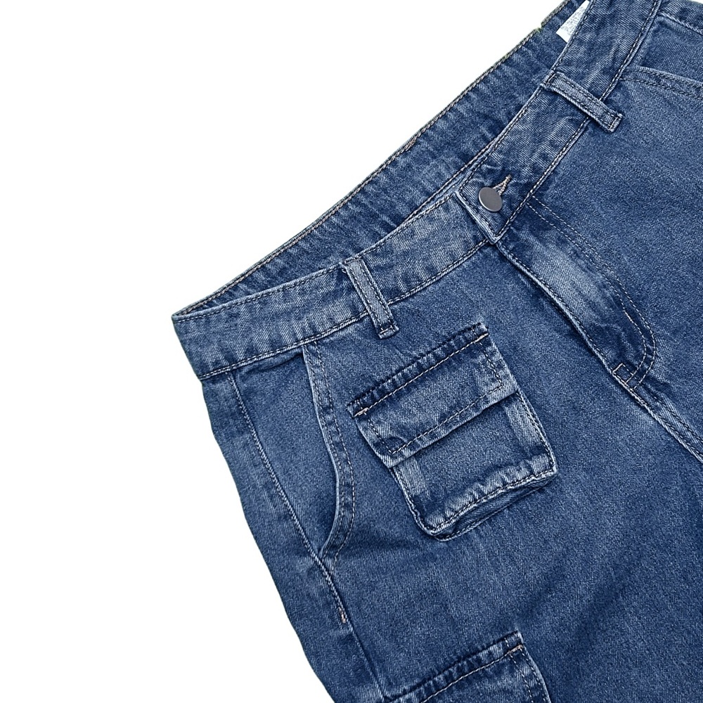 Blue Pleated Cargo Shorts - Picture 4 of 7
